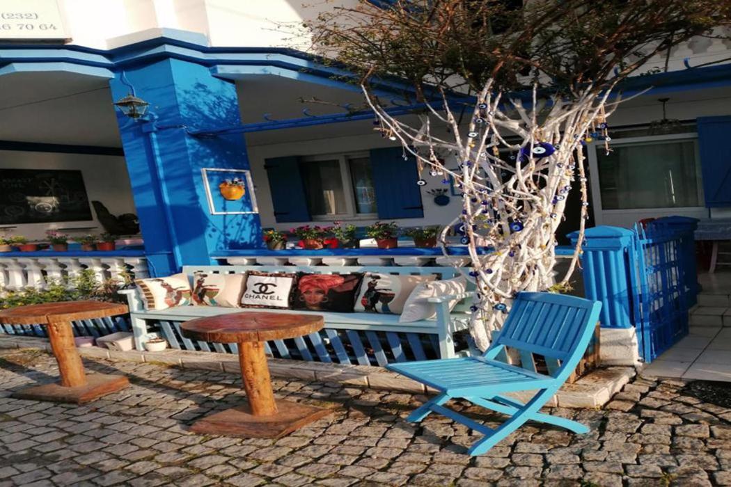 Beyaz Ev Hotel Alacatı Bagian luar foto