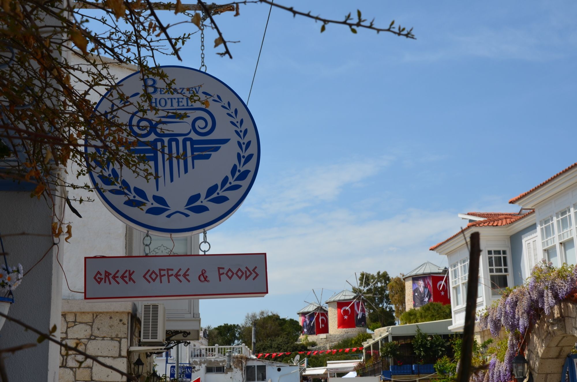 Beyaz Ev Hotel Alacatı Bagian luar foto