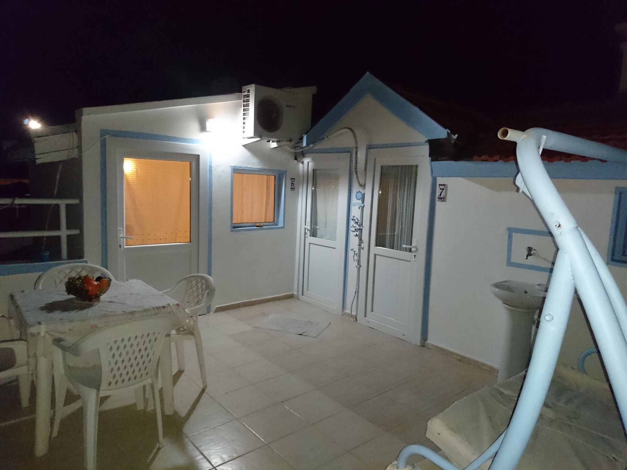 Beyaz Ev Hotel Alacatı Bagian luar foto